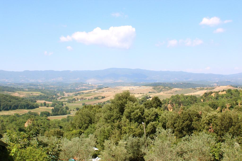 Agriturismo Antico Borgo Poggitazzi Лоро-Чьюффенна Екстер'єр фото